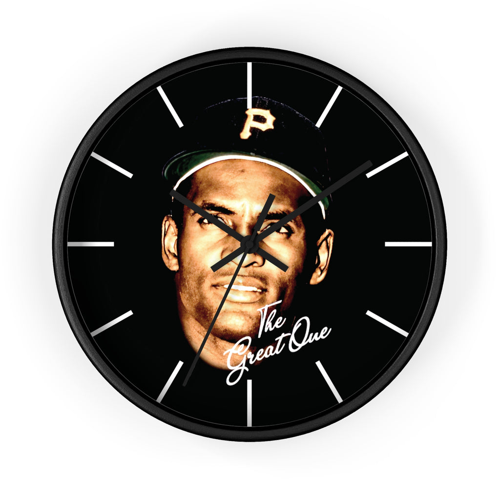 Vintage Baseball Legend Roberto  Wall Clock